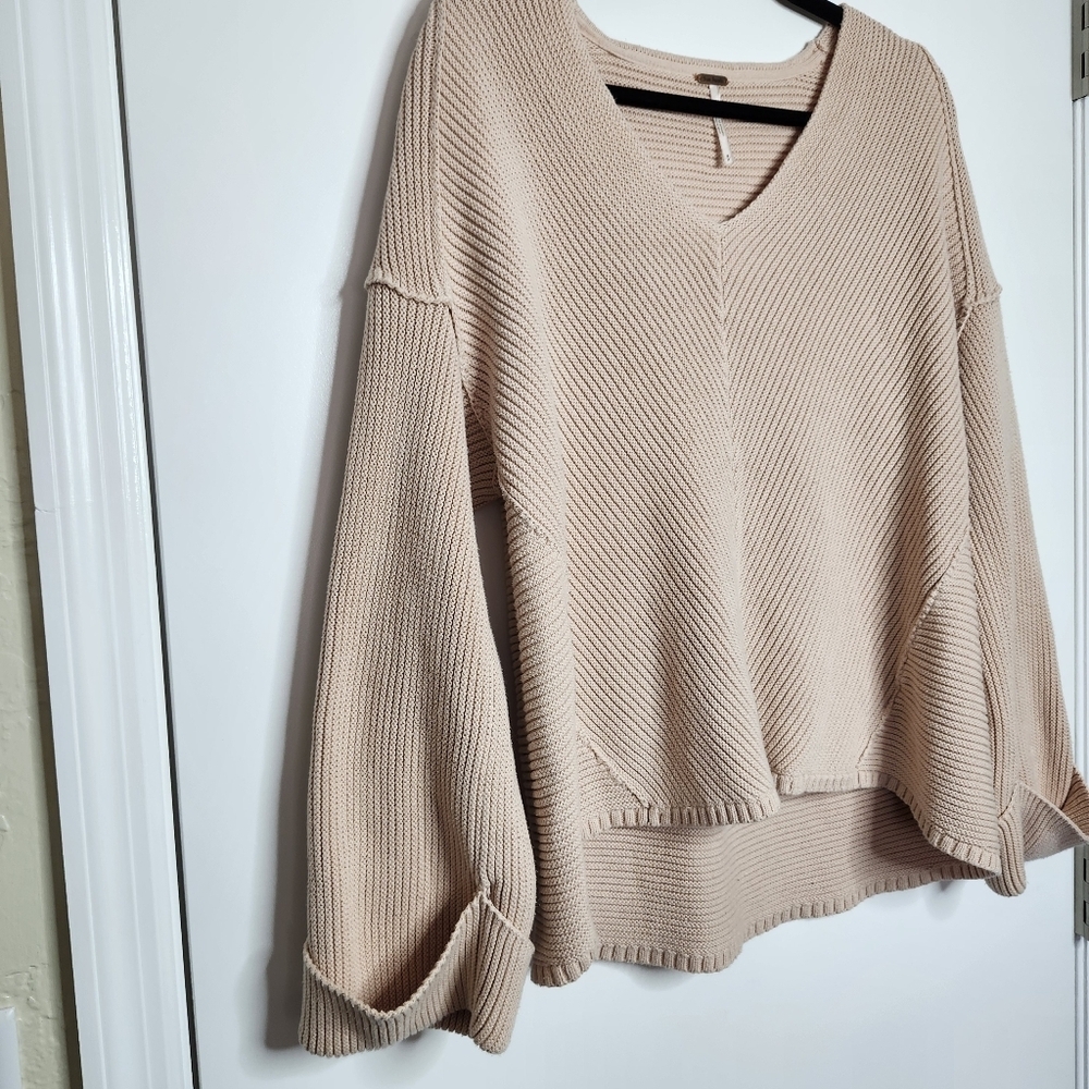 Free People La Brea Sweater V Neck Oversized Knit - Picture 3 of 10